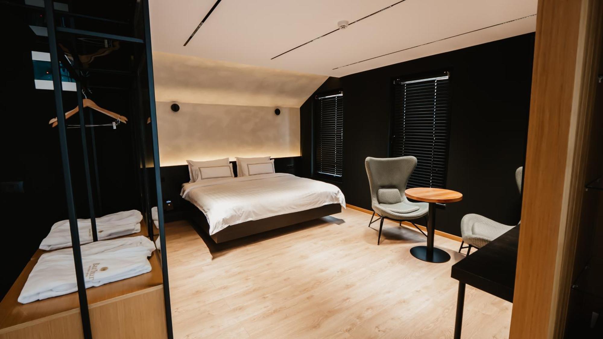 Baz'hur Boutique Hotel